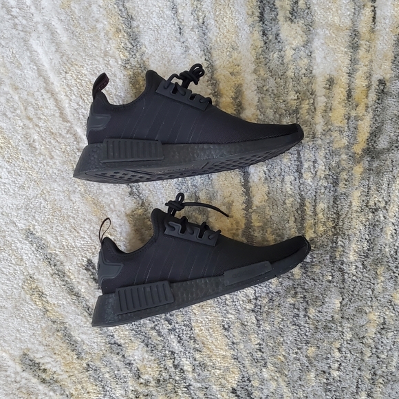 Adidas NMD_R1 Primeblue - Picture 3 of 8